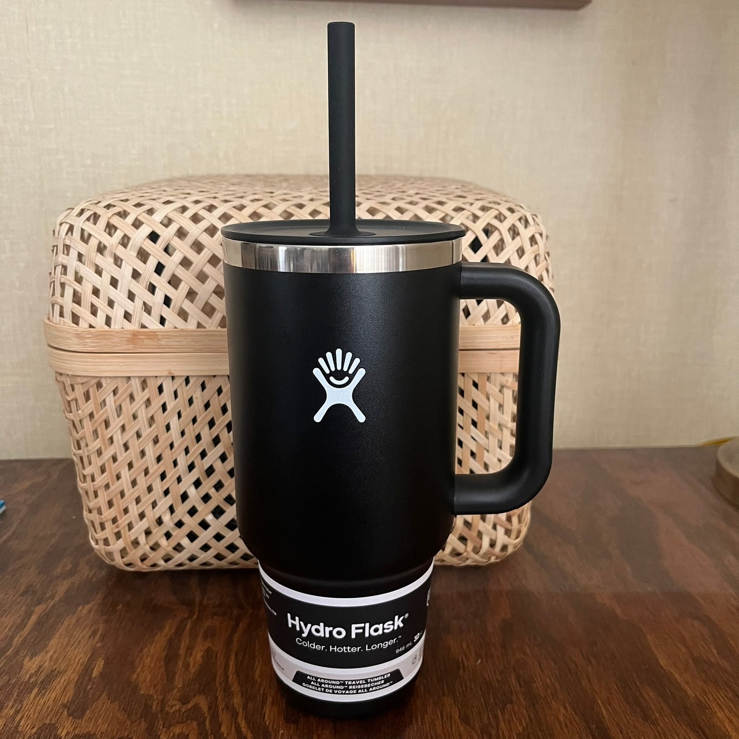 Black 32oz. Hydro Flask Geometric Deer Tumbler