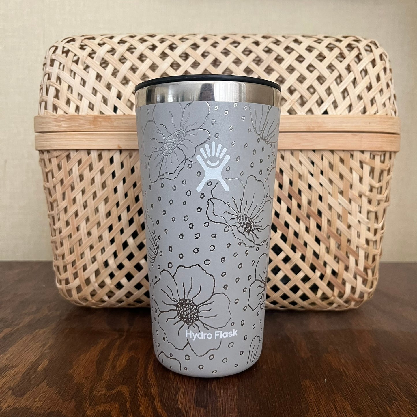 Birch 20oz. Hydro Flask Full Flower Tumbler